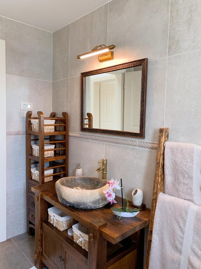 Villa Alara - Charming Villa With Heated Swimming Pool Milohnici Εξωτερικό φωτογραφία