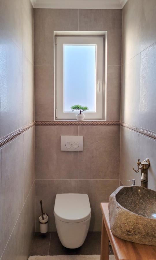 Villa Alara - Charming Villa With Heated Swimming Pool Milohnici Εξωτερικό φωτογραφία